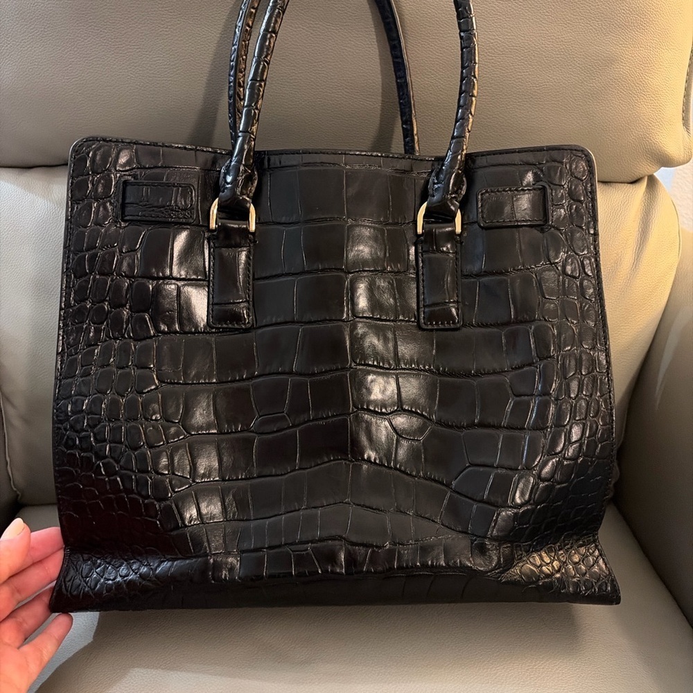 Michael Kors Black Embossed Leather Bag - Picture 5 of 10
